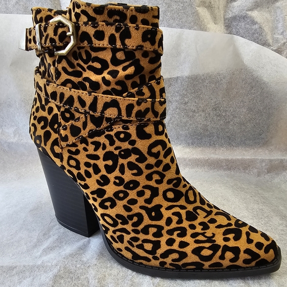 Leopard Print Ankle Boots - Picture 1 of 3